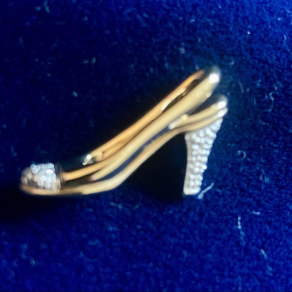 JOTALY 10K Yellow White Gold Single Cut Diamond Stiletto Heel Shoe Pendant Chain